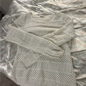 Elegant Off white Knit Sweater